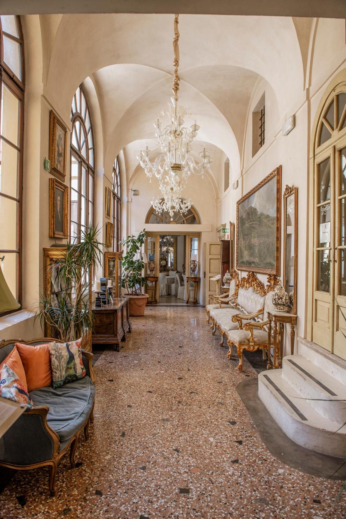 Relais Castello Bevilacqua מראה חיצוני תמונה
